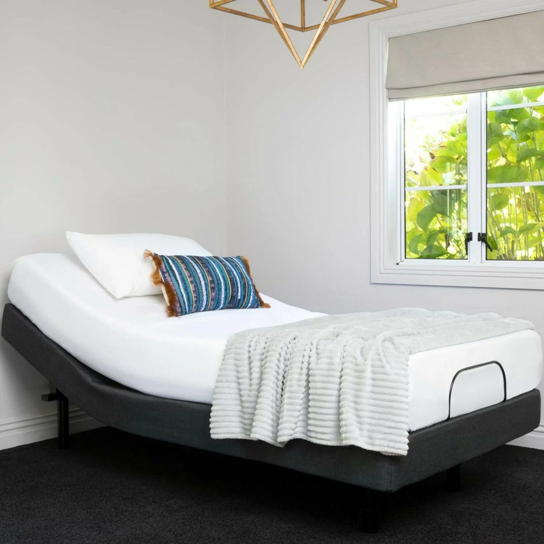 Woola 2000 mattress with M5 Adjustable base Long Single