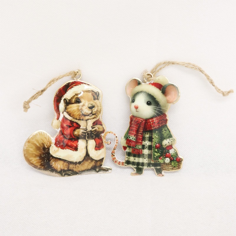 Vintage Beaver & Mouse Hangers 2 astd