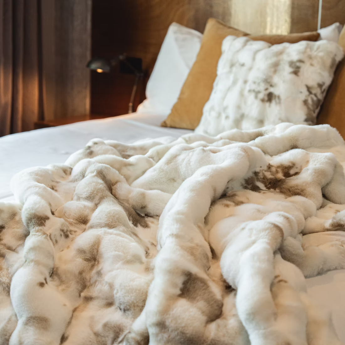 Highland Beige Fur Throw - 150x200cm