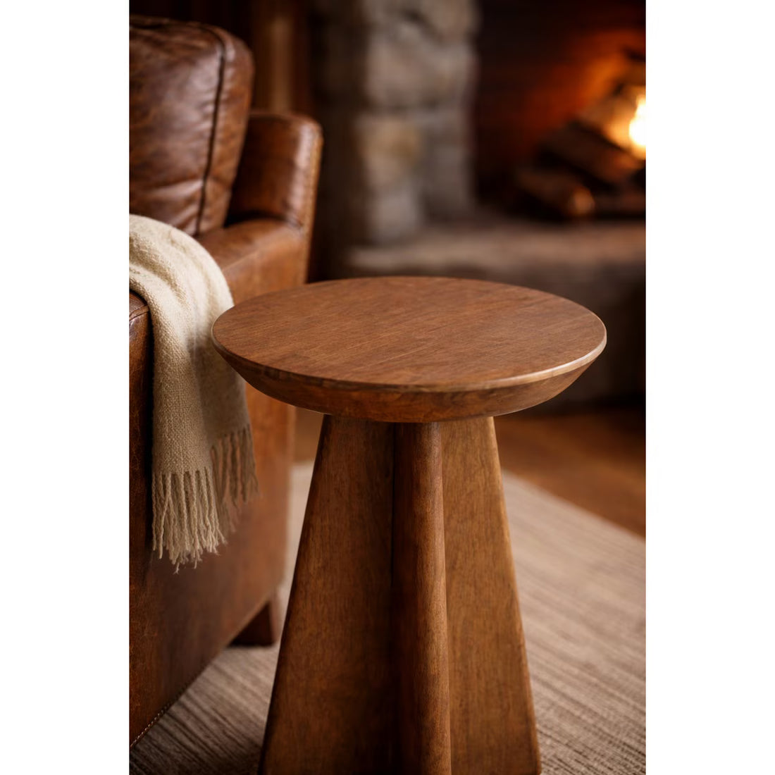 Walnut Side Table (UH5002) RFA