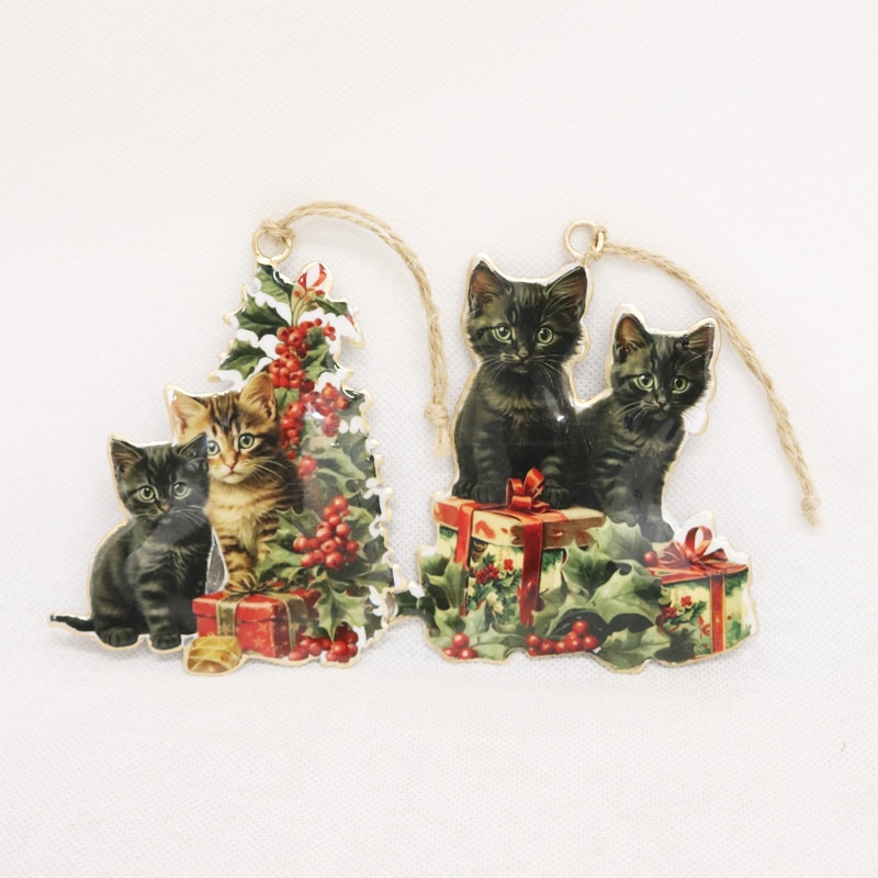 Vintage Cats with Gifts Hangers 2 asstd