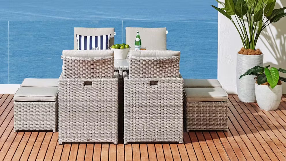 Sorrento 9pc. Cube Dining Set with cover (Light Grey)