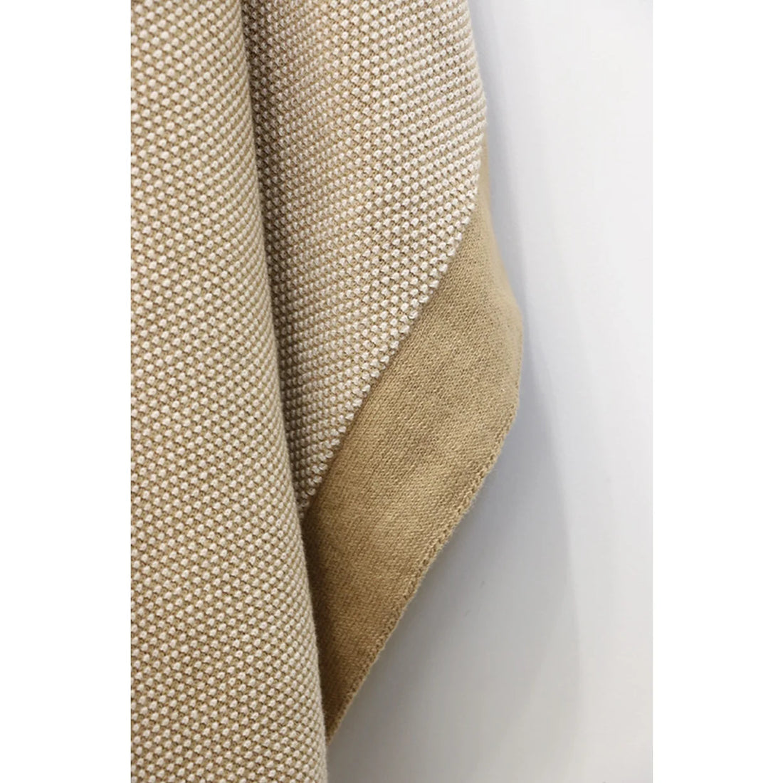 Clyde Caramel & Ivory Throw in Boucle Weave (KT1017) CC