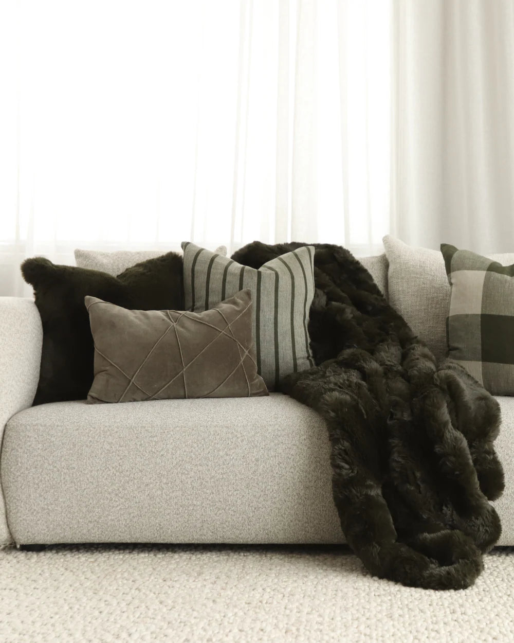 Pelage Throw - Olive 130 x 150 cm